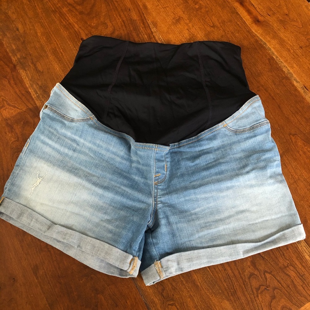 Light Wash Jean Maternity Shorts